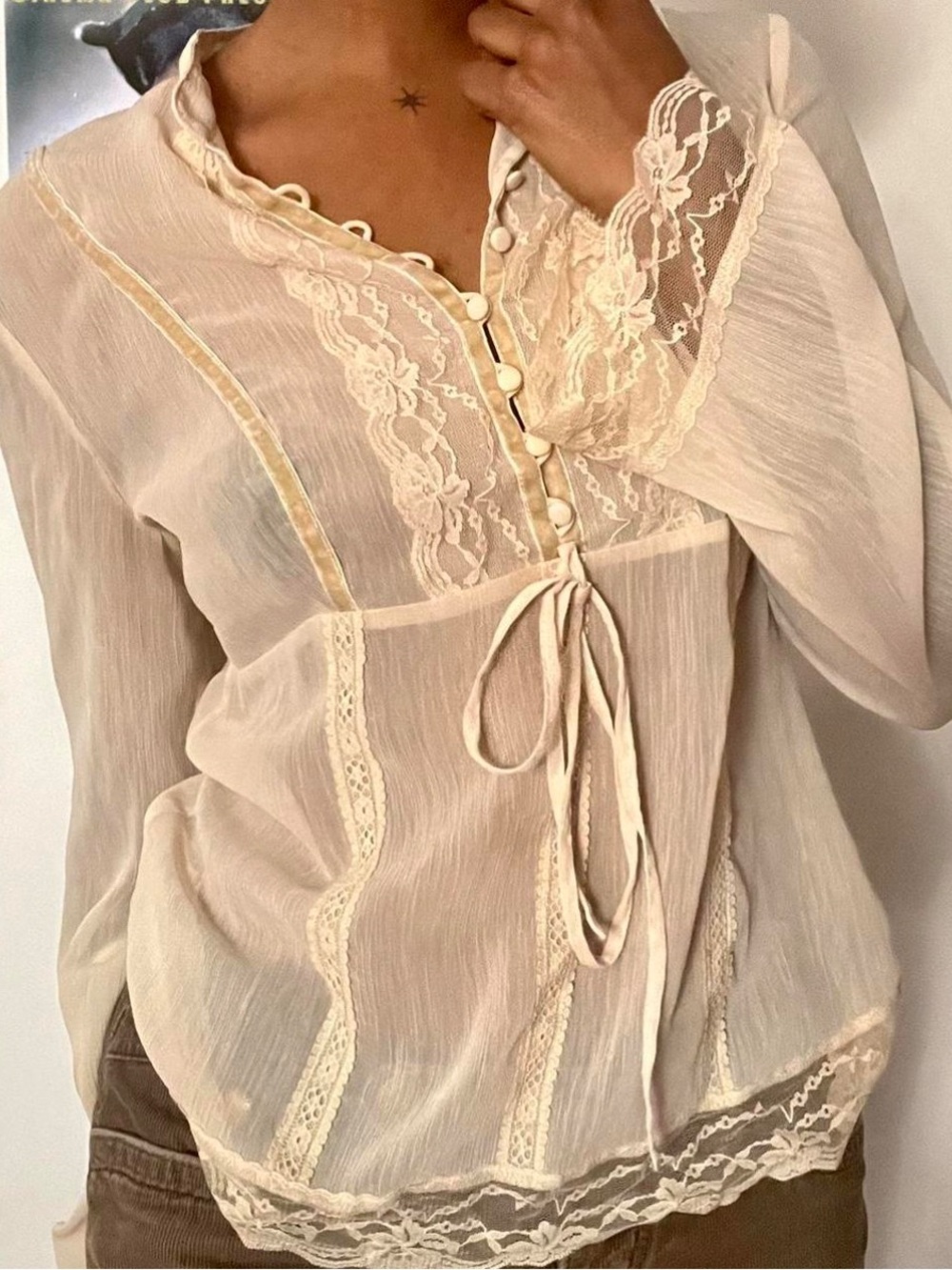 VTG Y2K Cream Lace Boho Peasant Blouse Sheer Fairy romantic cottage Top sz M